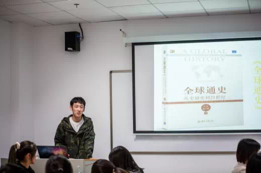 麻豆传媒